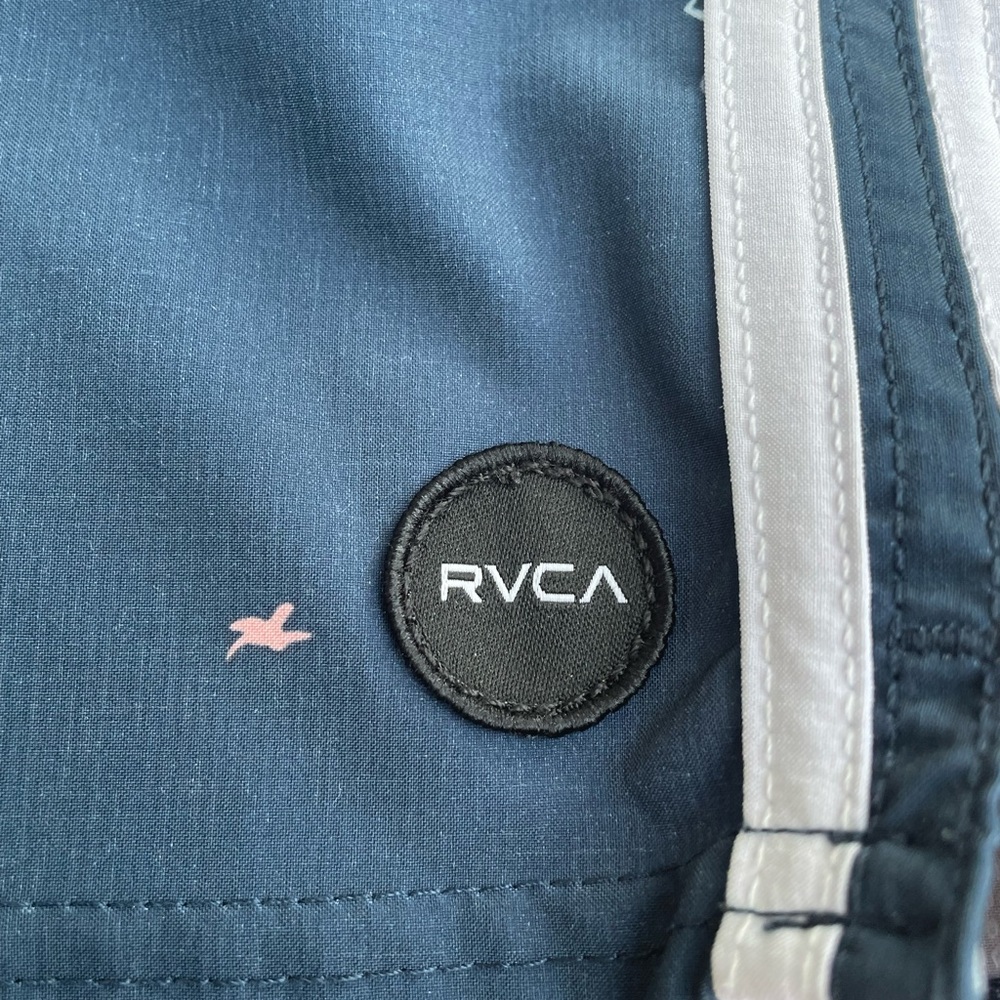 7 in. RVCA RESTLESS BOARDSHORTS - Picture 5 of 7
